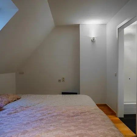 Big And Comfortable Triplex In *