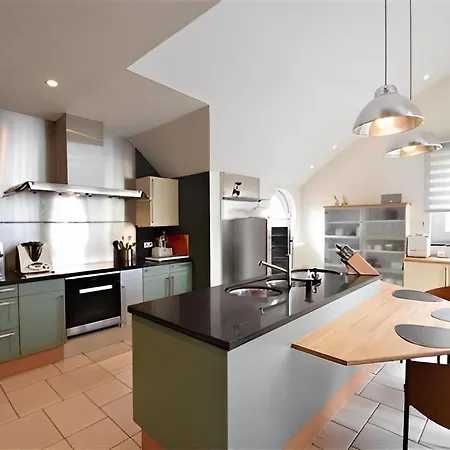 Apartment Big And Comfortable Triplex In Knokke-Heist