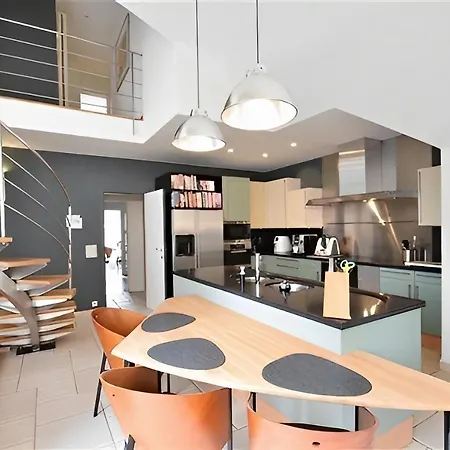 Big And Comfortable Triplex In Knokke-Heist